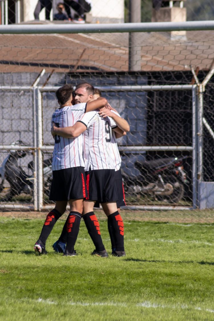 Fútbol Regional: ganó Almafuerte, empató Mitre y perdió Huracán