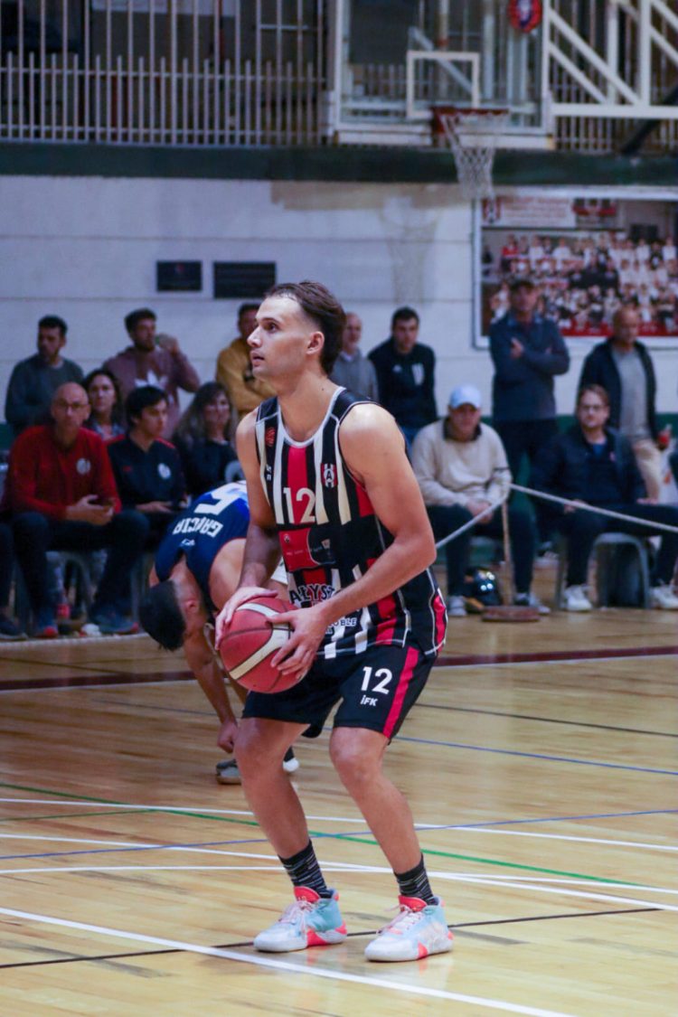 Liga Federal de Básquetbol: Almafuerte bajó al puntero