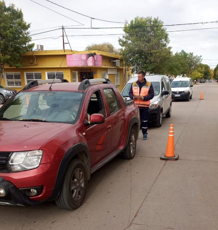 “Si se te prenden las luces, evitás una multa”