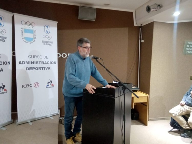 Con asistentes de varias provincias, comenzó un Curso de Administración Deportiva