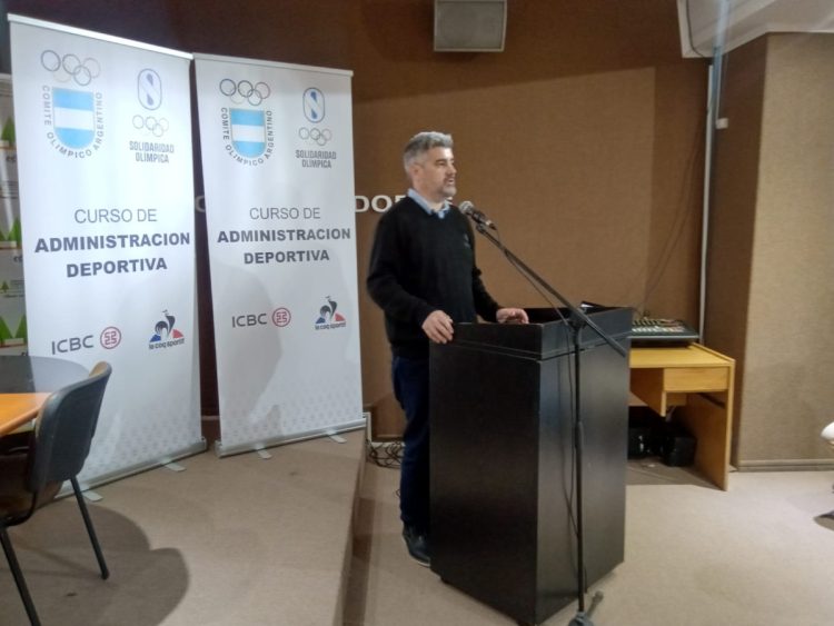 Con asistentes de varias provincias, comenzó un Curso de Administración Deportiva