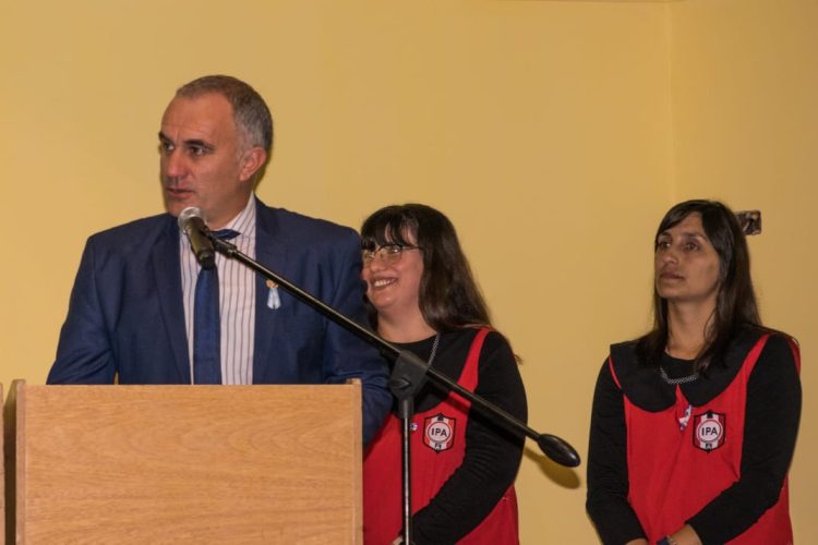 La celebración del 25 de mayo se realizó en el Cine Teatro Colón