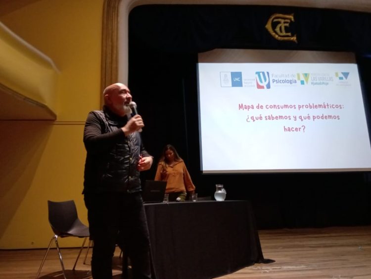 La edad de inicio en el consumo de sustancias problemáticas oscila entre los 11 y 13 años