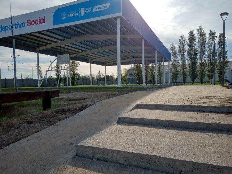 Calvo inaugurará mañana un complejo Polideportivo