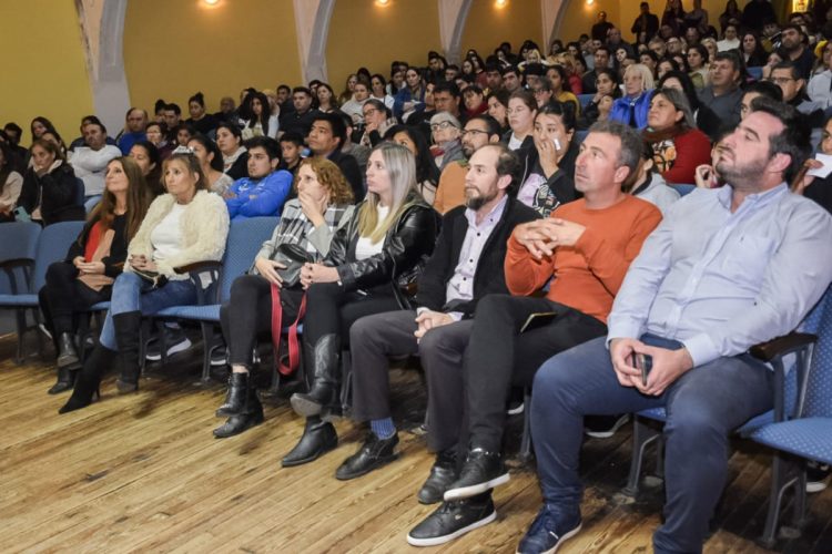Ganadores de las veinte viviendas de loteo Aires del Este