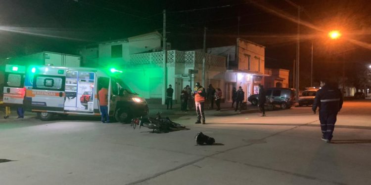 Mujer con severas heridas tras un choque