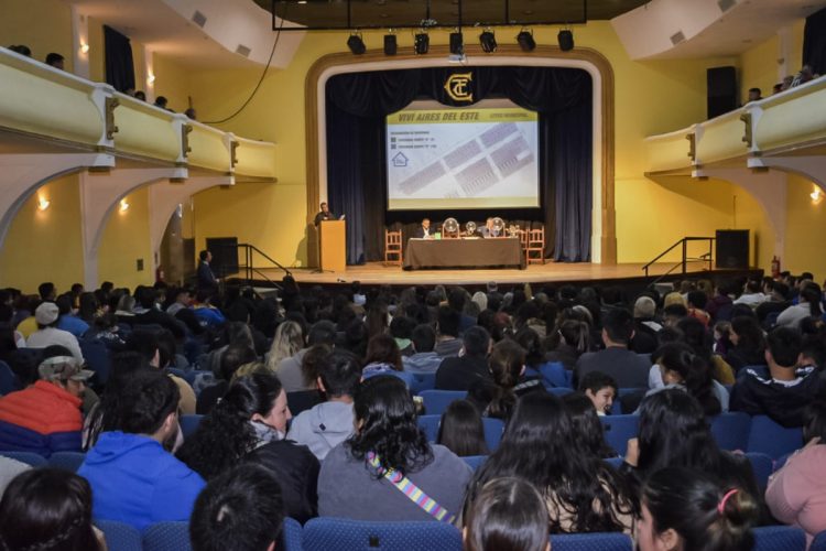 Ganadores de las veinte viviendas de loteo Aires del Este