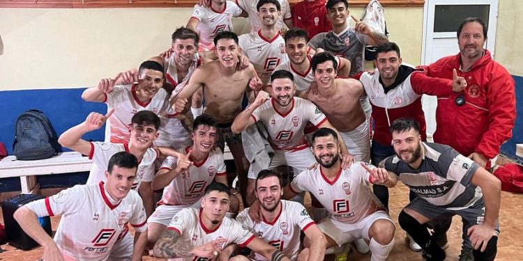 Fútbol Regional: Huracán único líder de la Zona Sur