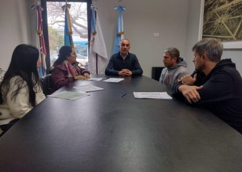 Entrega de subsidios a clubes varillenses