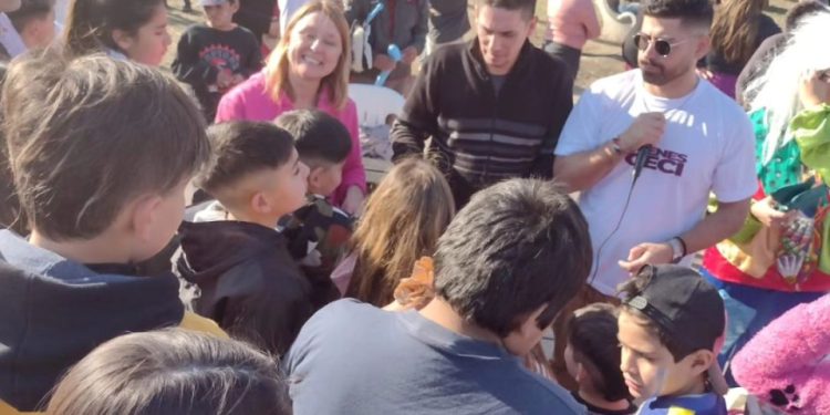 Festejos Día del Niño en Plaza 25 de Mayo
