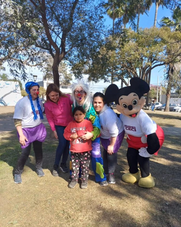 Festejos Día del Niño en Plaza 25 de Mayo