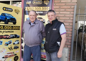 El ganador del premio mayor de la rifa de Devoto cobrará su premio  en dinero