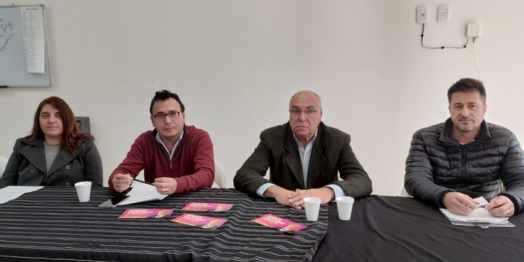 Cravero formuló anuncios sobre la instalación  de una planta asfáltica y pavimentación