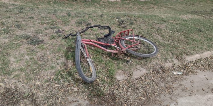 Choque auto versus moto: lesiones leves