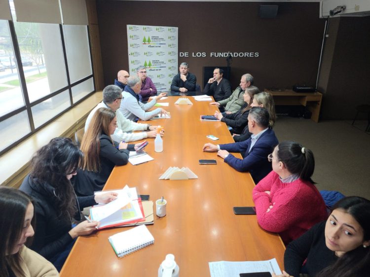 El primer día de septiembre  habilitan el servicio de energía en Aires del Golf y La Ensenada