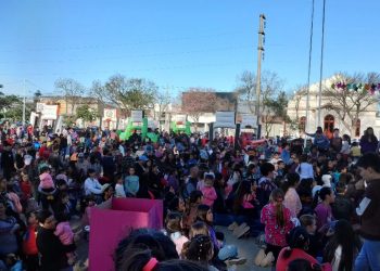 Multitudinaria celebración del Día del Niño