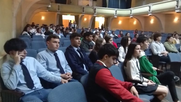 Primera sesión pública  del Concejo Deliberante Juvenil