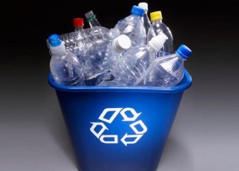 Campaña “Menos plástico, más reciclado”