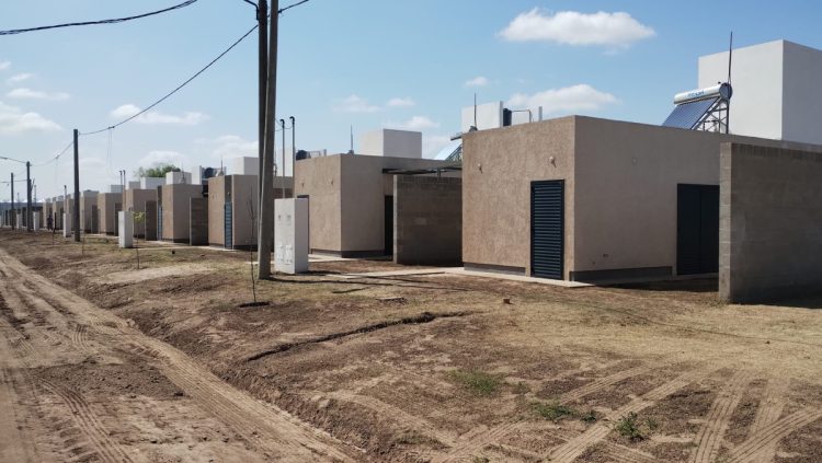 Entregaron las 20 viviendas del loteo “Aires del Este”