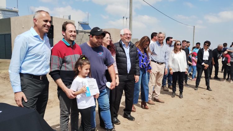 Entregaron las 20 viviendas del loteo “Aires del Este”