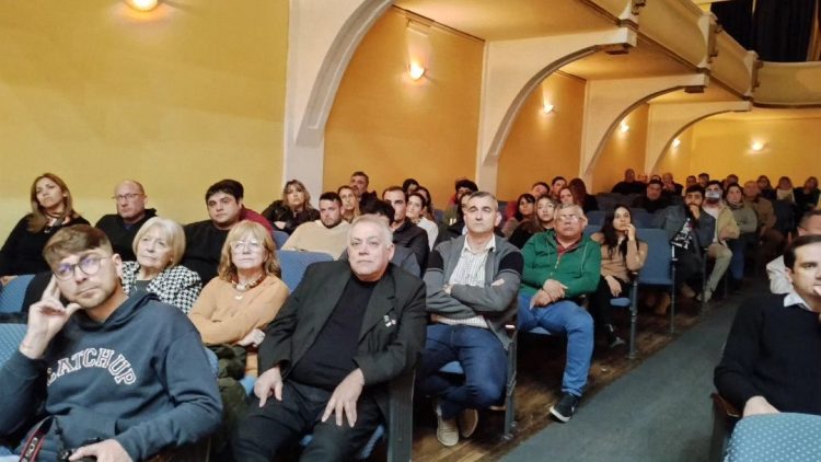Los 3 candidatos a intendente presentaron  sus propuestas para la ciudad