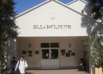 Peña por los 106 años de la Escuela Bartolomé Mitre