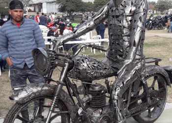 Inauguraron el Monumento al Motero en Alicia
