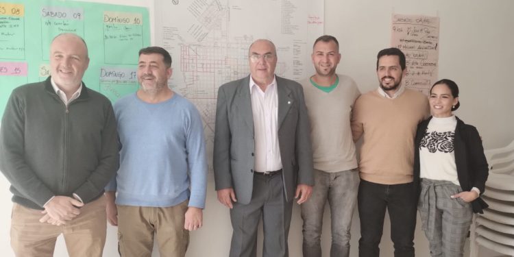 Dirigentes radicales llegaron para apoyar la candidatura de Cravero