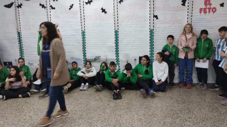 Maratón de Lectura en la Escuela Dalmacio Vélez Sársfield