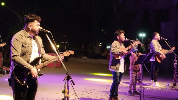 Llokallas trajo todo el carnaval norteño a la Fiesta de las Colectividades
