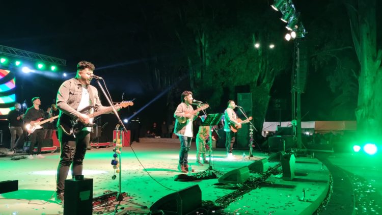 Llokallas trajo todo el carnaval norteño a la Fiesta de las Colectividades