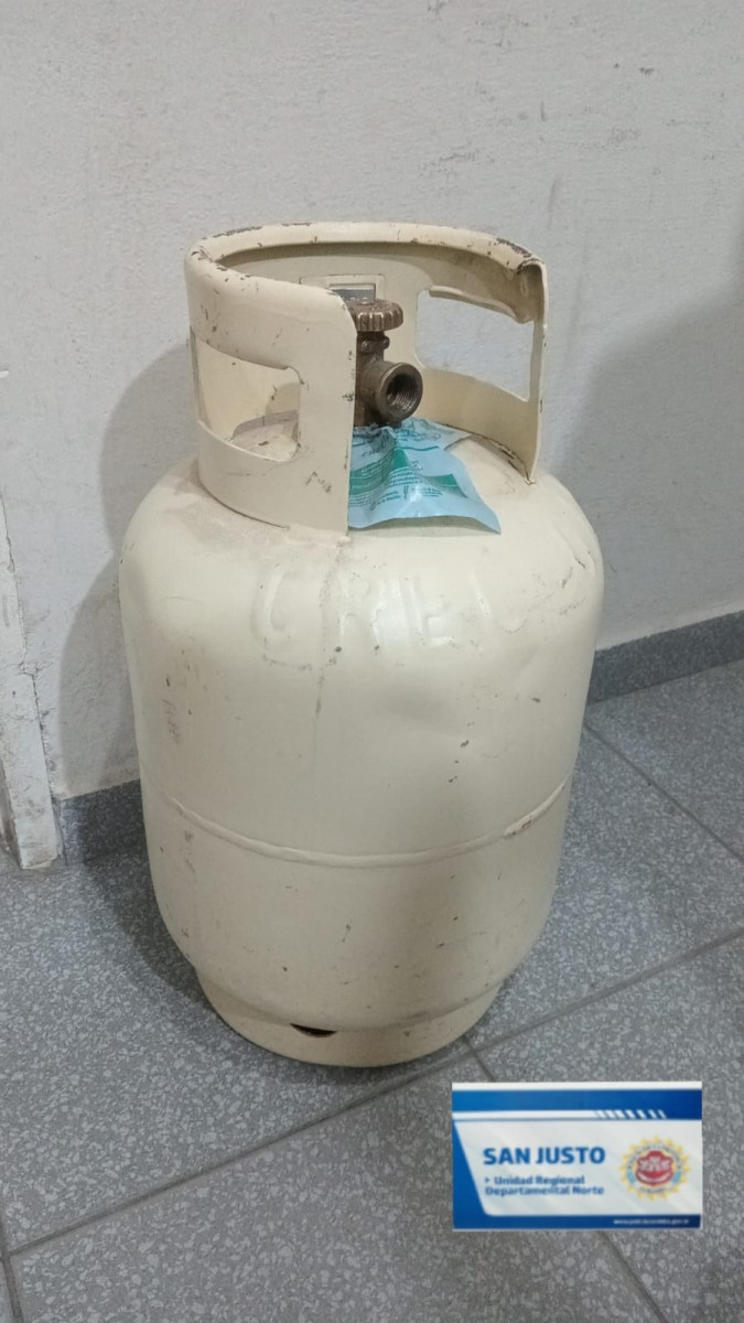 Dos detenidos por intento de robo de garrafa