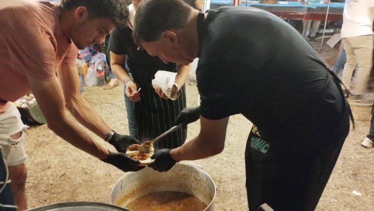 La gastronomía en la Fiesta de las Colectividades