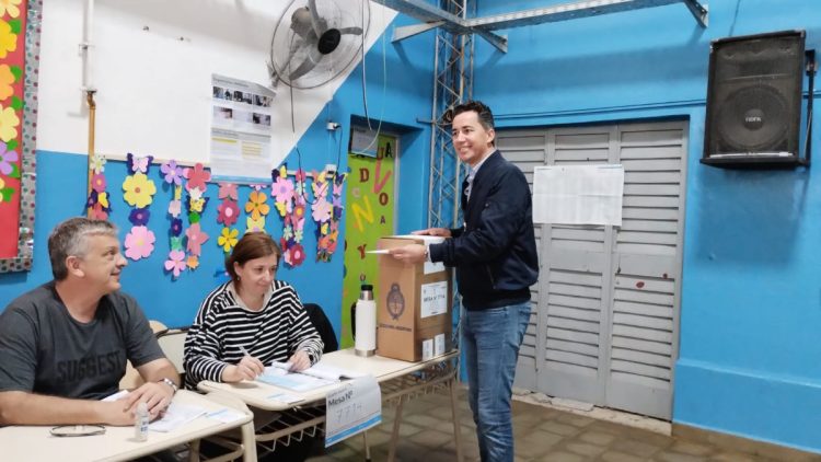 Voto 2023: absoluta normalidad en Las Varillas en el acto electoral