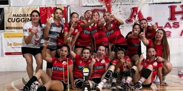 El vóley sub13 del Club Huracán se consagró campeón