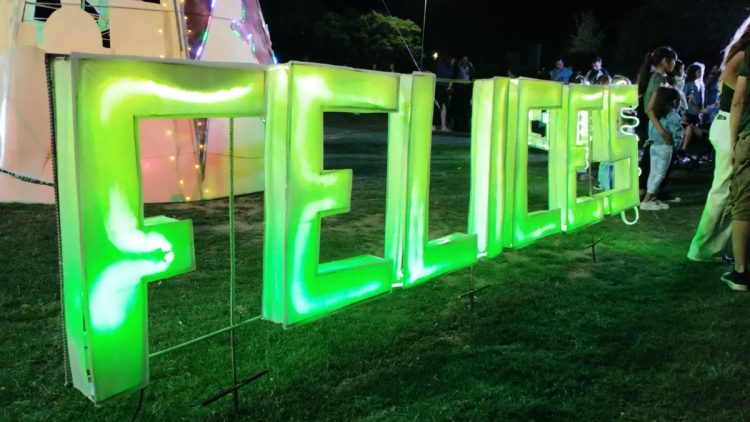 Encendido del arbolito navideño en nuestra ciudad