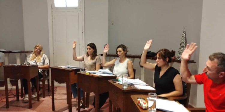 El Concejo Deliberante aprobó las tarifarias y presupuestos del municipio y la Emav