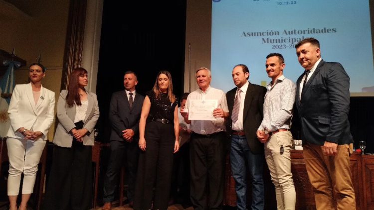 Homenaje a ex intendentes de Las Varillas