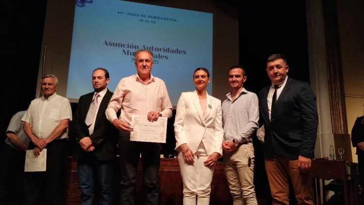 Homenaje a ex intendentes de Las Varillas