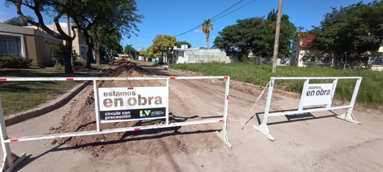 Comienzan a  pavimentar una cuadra del Pasaje Visconti