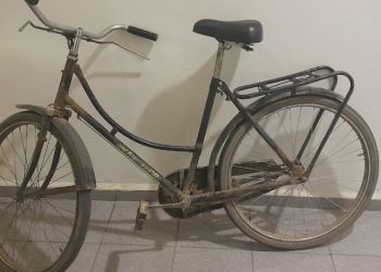 Dos detenidos por hurto y estafas