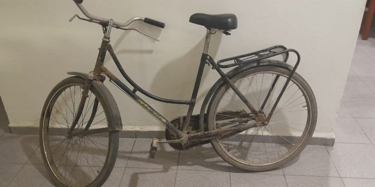 Dos detenidos por hurto y estafas