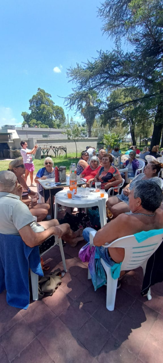 Adultos mayores  disfrutaron de la última jornada de la Escuela de Verano Municipal