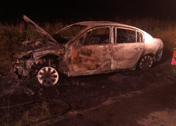 Incendio de vehículo en Ruta 3