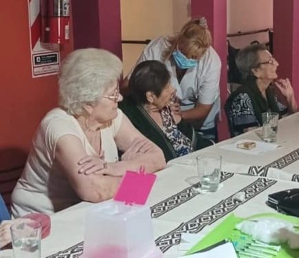 Vacunación contra el covid-19 para adultos mayores