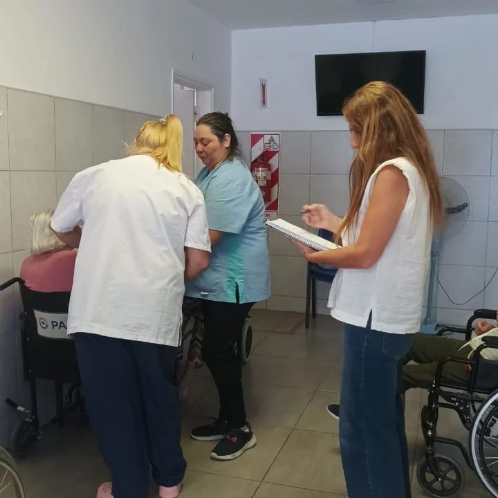 Vacunación contra el covid-19 para adultos mayores