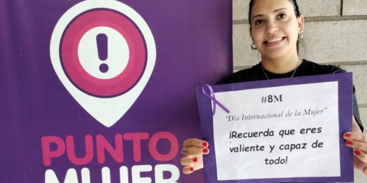 Punto Mujer: concientizaron sobre los derechos de la mujer