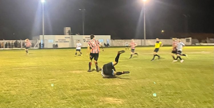 Fútbol regional: Almafuerte se quedó con el clásico