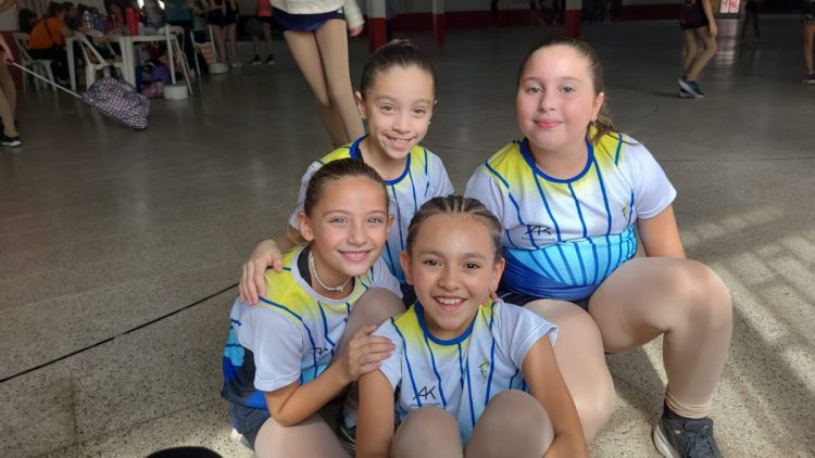 La Escuela Varillense de Patín participó de una clínica en Laguna Larga
