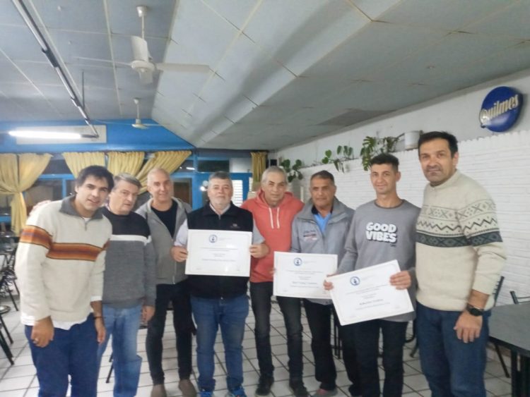 Distinción mensual a deportistas varillenses